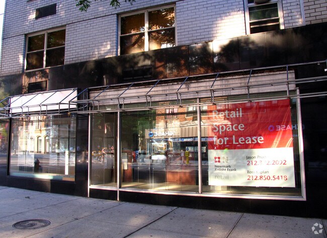 Foto del edificio - Stewart House Apartments
