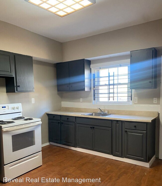 Building Photo - 2 br, 1 bath House - 420 S. Gilmor Street
