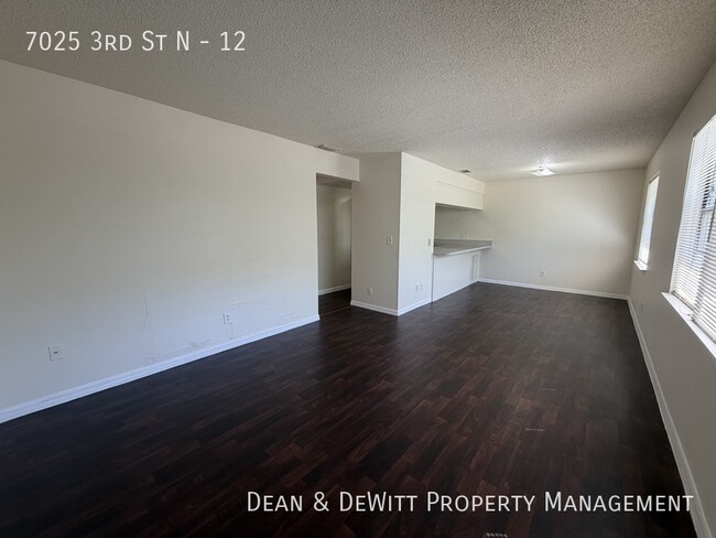 Foto del edificio - 7025 3rd St N