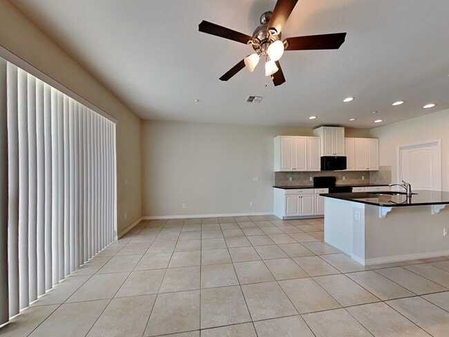 Building Photo - 7503 Aloma Pines Ct