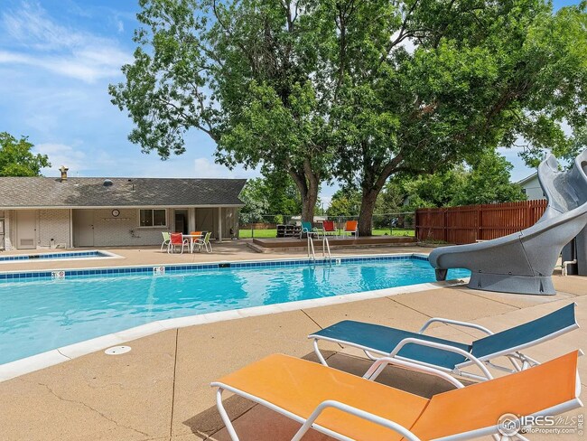 Tumbonas, tobogán acuático, piscina privada - 216 Mohawk Dr