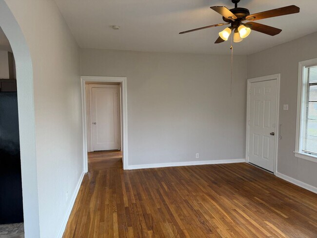 Foto del edificio - Cozy 2-bed Apartment in Denver Heights!