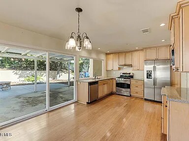 Building Photo - 931 Driftwood Cir