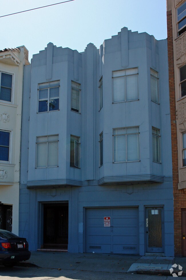Building Photo - 1731 Chestnut St
