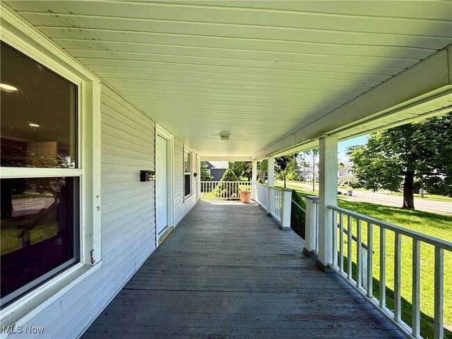 Foto del edificio - 19137 Westwood Dr