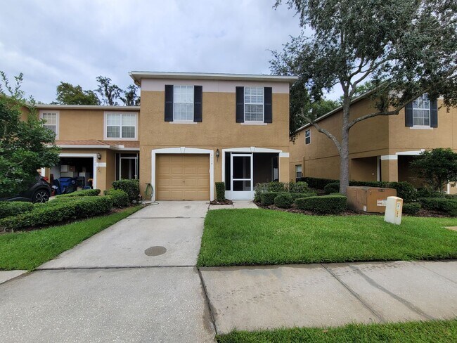 Building Photo - RENTAL Townhouse