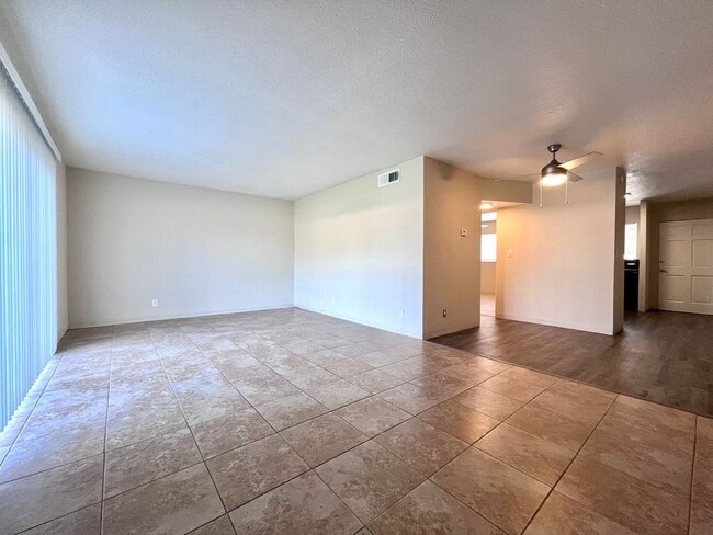 Interior Photo - CasaDova
