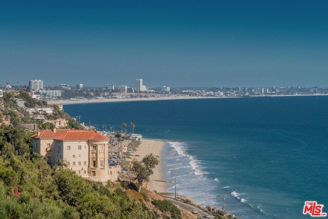 Foto del edificio - 18148 Wakecrest Dr