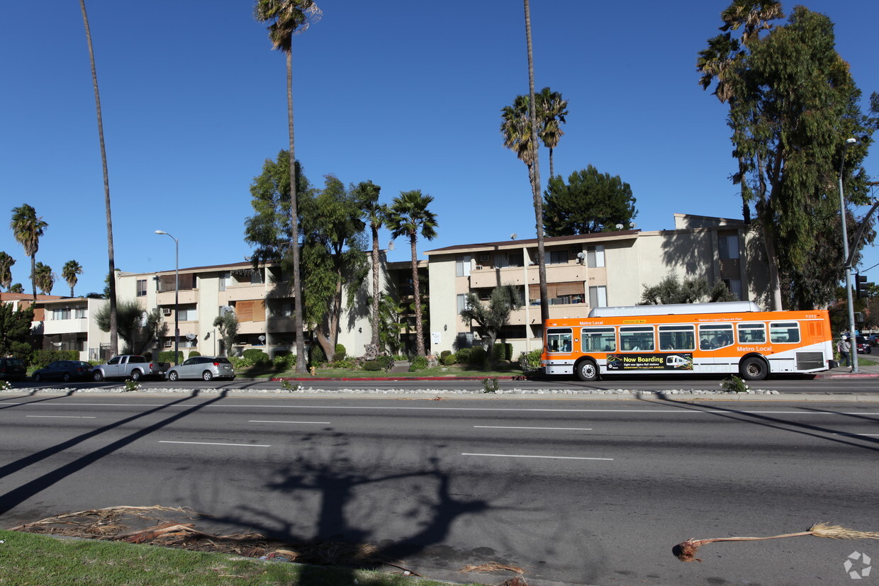 Building Photo - Wood Creek Apartments