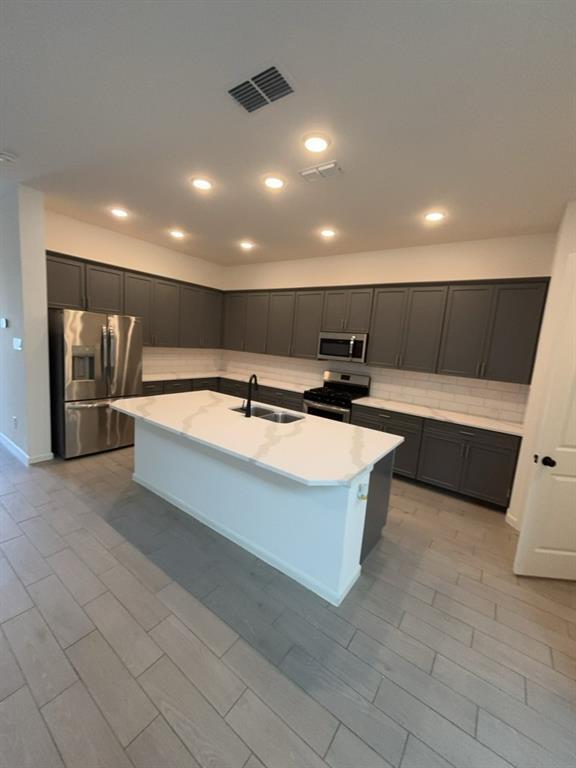 Foto del edificio - 1542 Park Path Dr