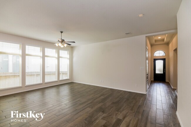 Building Photo - 2122 Calate Ridge