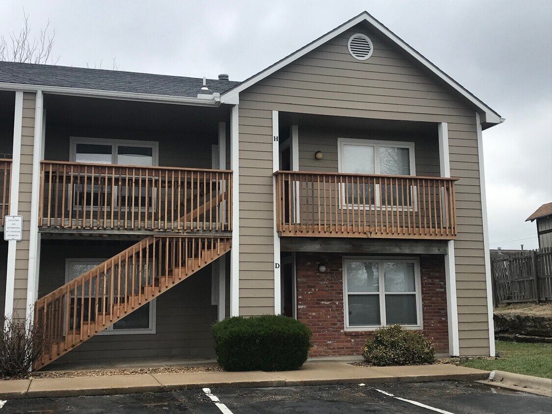 Foto principal - 621 Gateway Ct