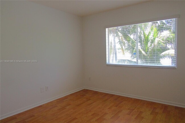 Building Photo - 17278 SW 139th Ct