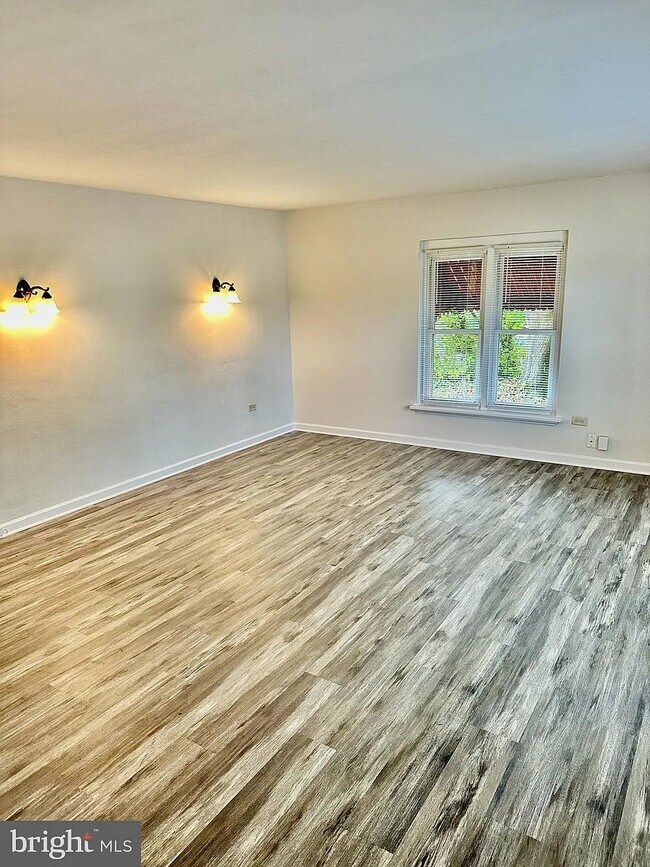 Foto del edificio - 602 E Maple St