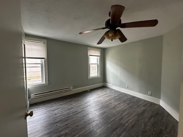 Foto del edificio - 3551 2nd St NE
