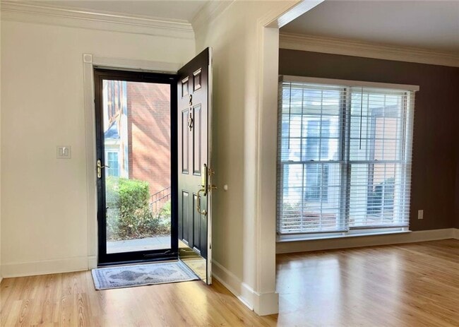 Building Photo - 2 Mt Vernon Cir