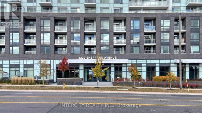 Photo du bâtiment - 3220-3220 Sheppard Ave E