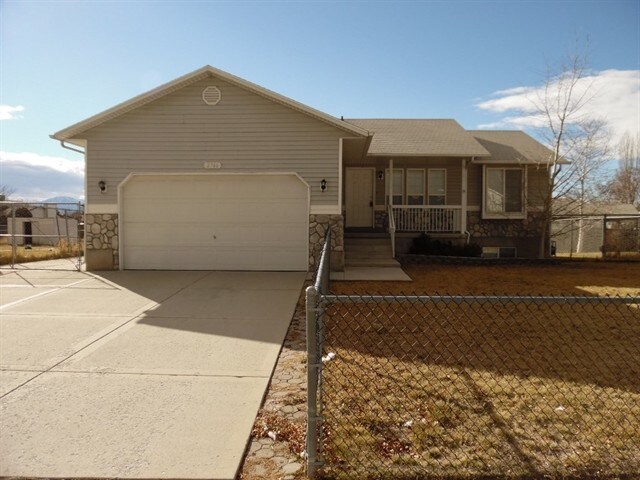 Primary Photo - 2766 S Corbin Drive