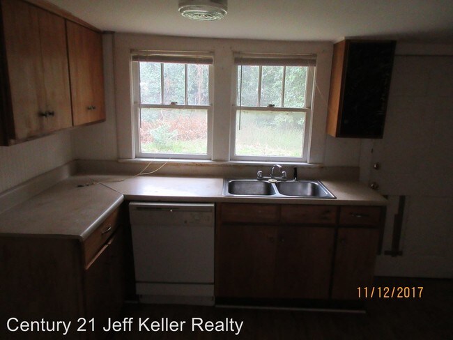 Building Photo - 2 br, 1 bath House - 304 Fairview St.