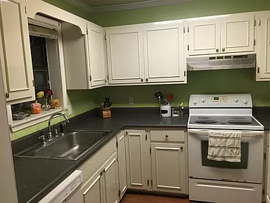 Building Photo - 202 Island Dr