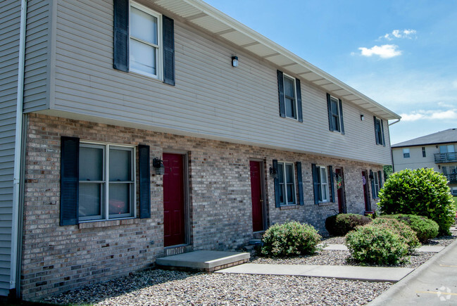 Building Photo - Hershey Townhomes