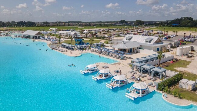 Foto del edificio - 10173 Honey Hammock Wy