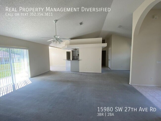Foto del edificio - 15980 SW 27th Ave Rd