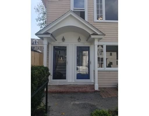 Primary Photo - 377 E Merrimack St