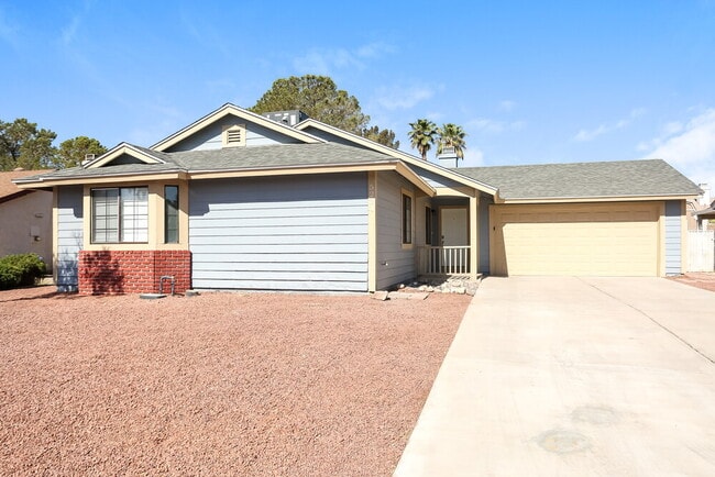 Building Photo - 5221 Shady Grove Ln