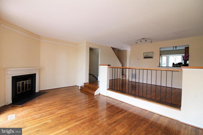Building Photo - 2047 Chadds Ford Dr