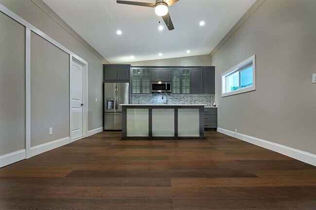 Foto del edificio - 959 SW 18th St