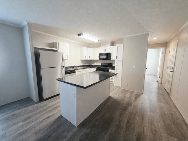 Building Photo - 3618 Juniper St