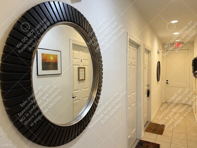 Building Photo - 2 br, 2 bath 4plex - 2006 E 4th Ave B B