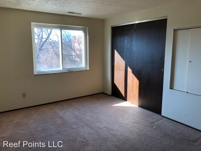 Building Photo - 2767 Queen City Ave