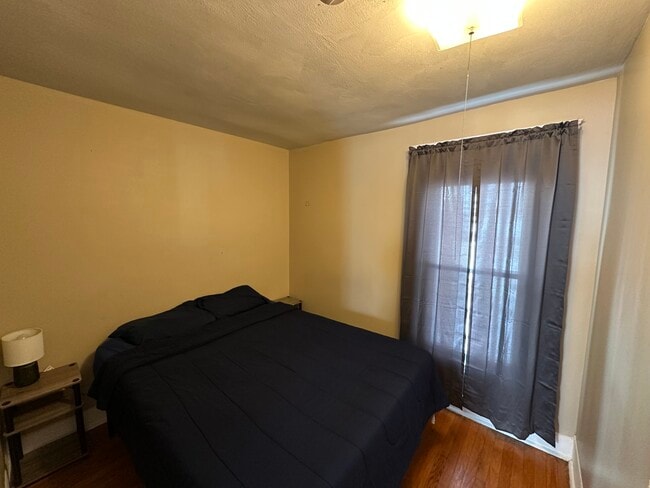 Building Photo - Grumbach Ave