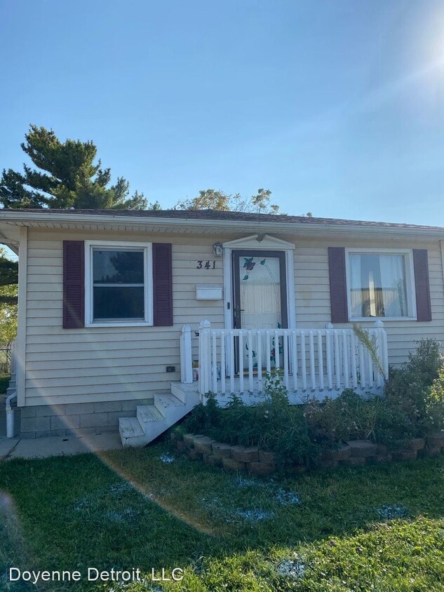 Primary Photo - 3 br, 1 bath House - 341 Sibley