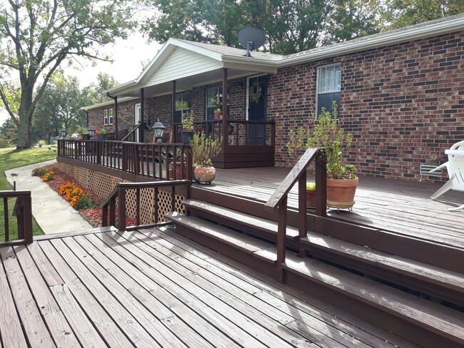 Building Photo - 4 bedroom 2 bath home, 2 car garage, SECLUDED AND PRIVATE, South FAY, 4 acres