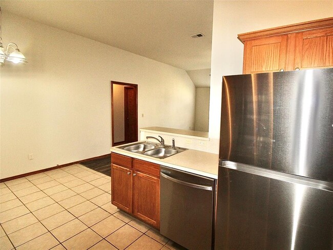 Building Photo - 1304 Commerce Dr
