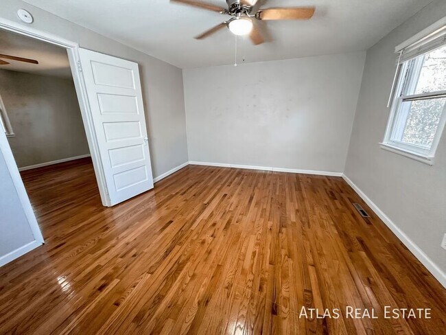 Photo - 218 W Cheyenne Rd Apartment