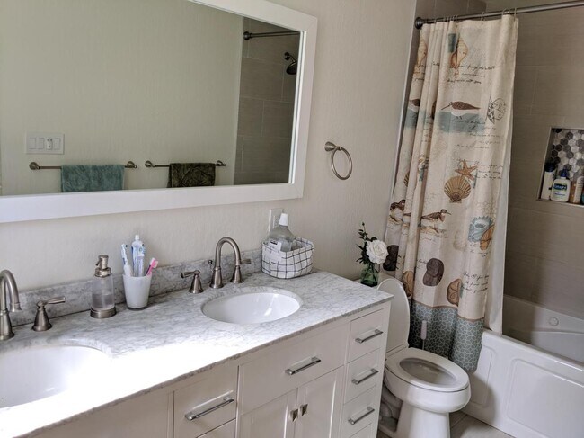 Building Photo - 36612 Cabrillo Dr