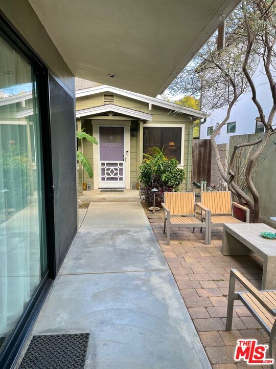 Building Photo - 3562 Schaefer St