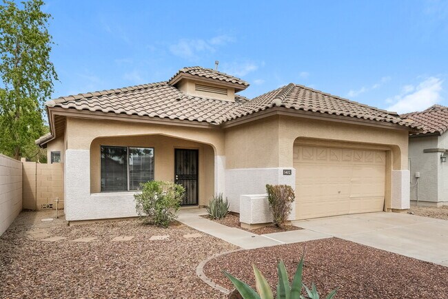Foto del edificio - 3402 N 129th Dr