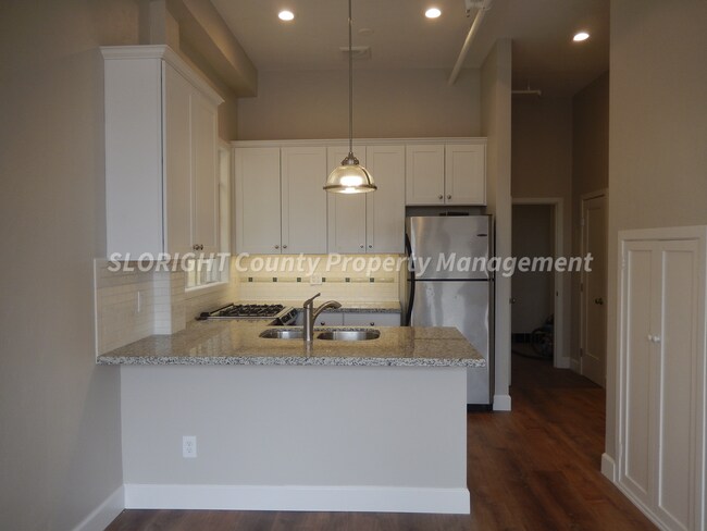 Foto del edificio - AVAILABLE JUNE - Beautiful Downtown SLO Apartment Unit A