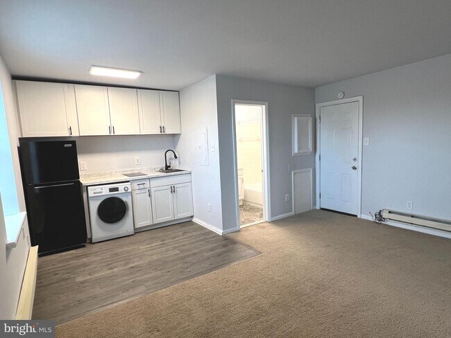 Foto del edificio - 5130 Pennell Rd