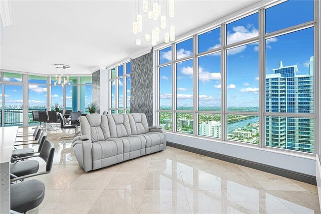 Building Photo - 3535 S Ocean Dr