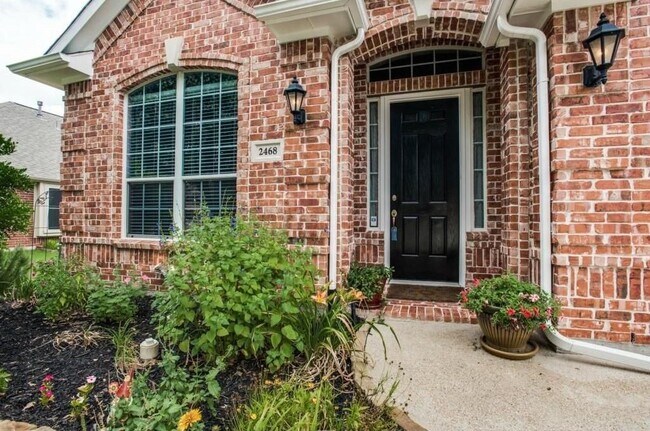 Building Photo - 2468 Chesterwood Dr