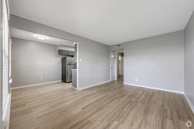 1BR, 1BA - 600SF - Living/Dining Room - Las Ventanas
