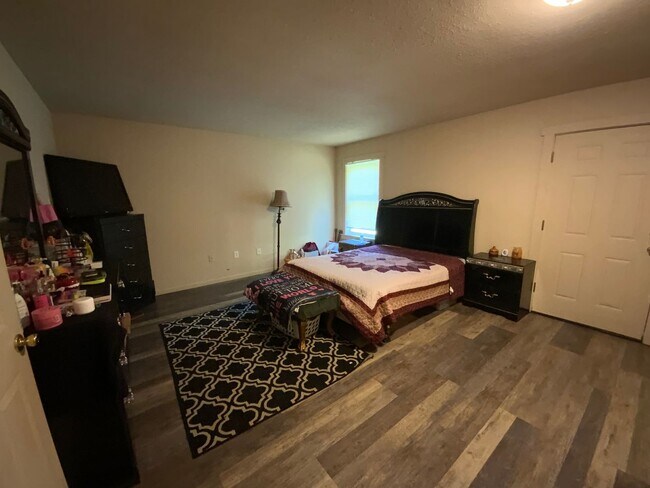 Foto del edificio - 3 Bedroom Home