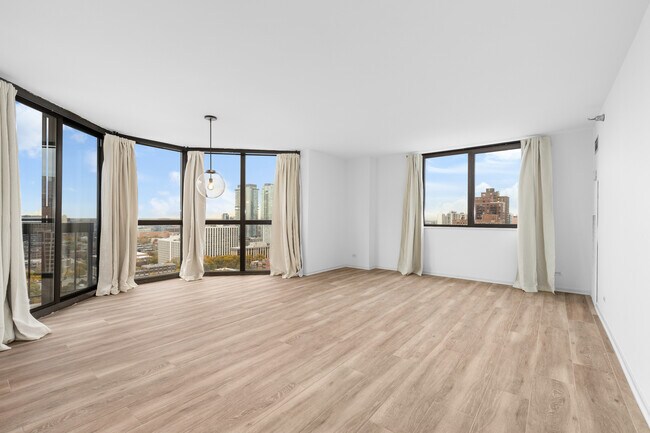 Foto del edificio - 33 W Delaware Pl