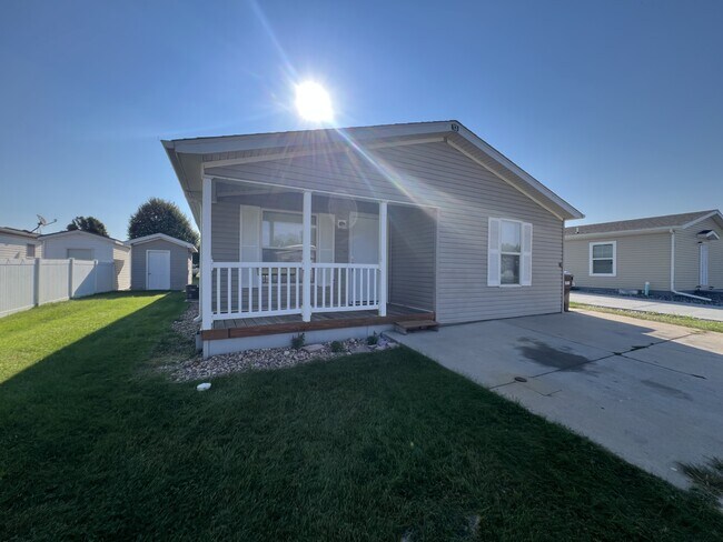 Building Photo - 2990 W C St